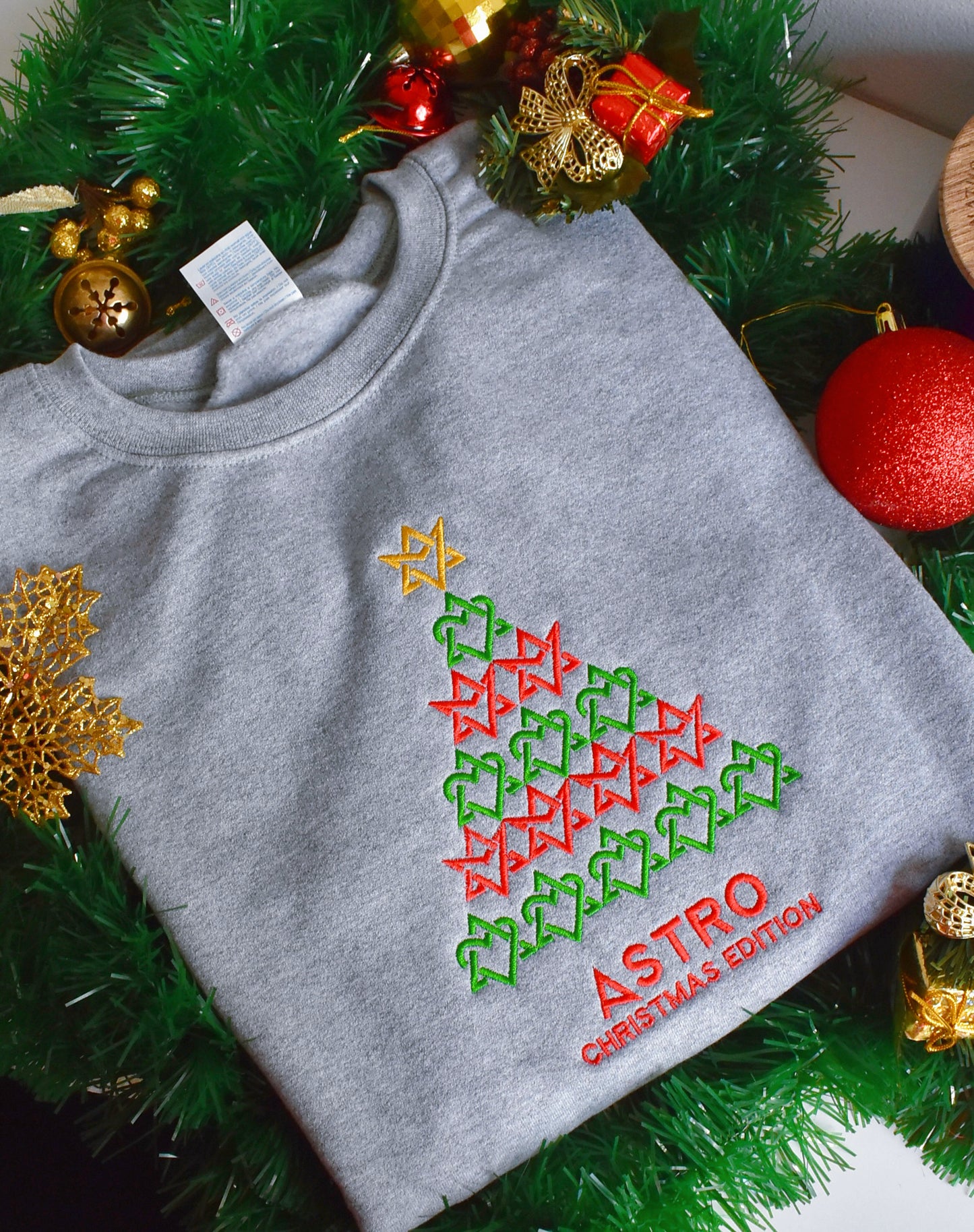 ASTRO CHRISTMAS EDITION EMBROIDERED SWEATSHIRT
