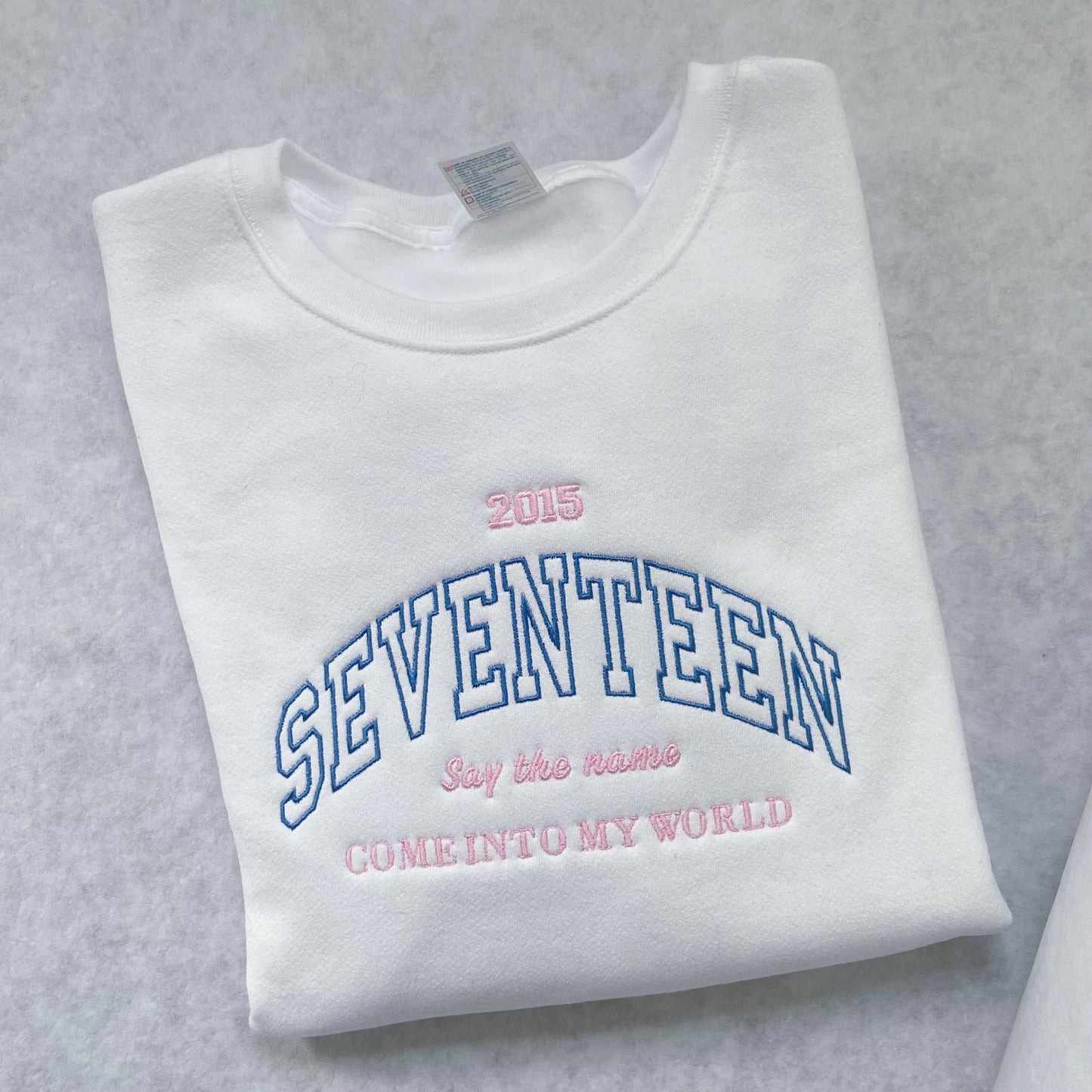 SEVENTEEN 2015 embroidered white sweatshirt