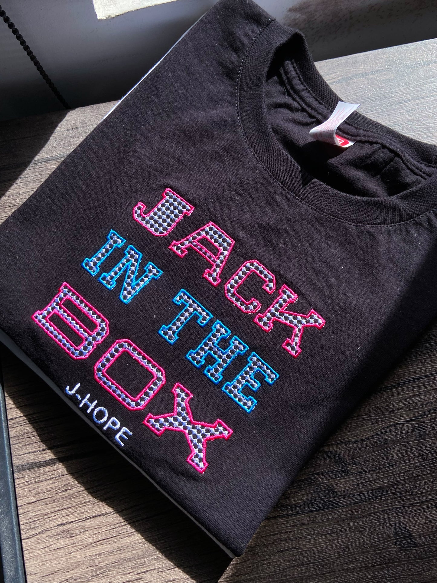 JACK IN THE BOX J-hope Embroidered SWEATSHIRT