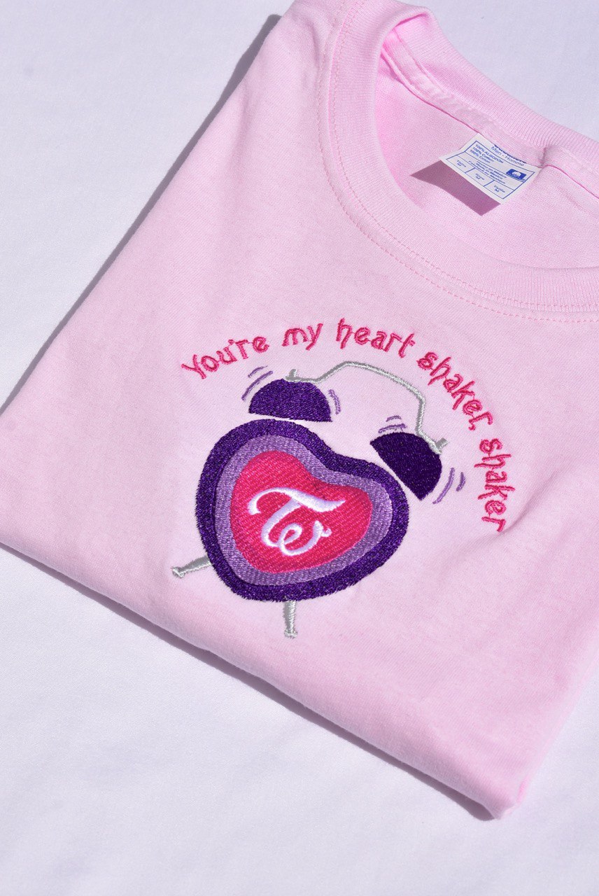HEART SHAKER TWICE embroidered shirt