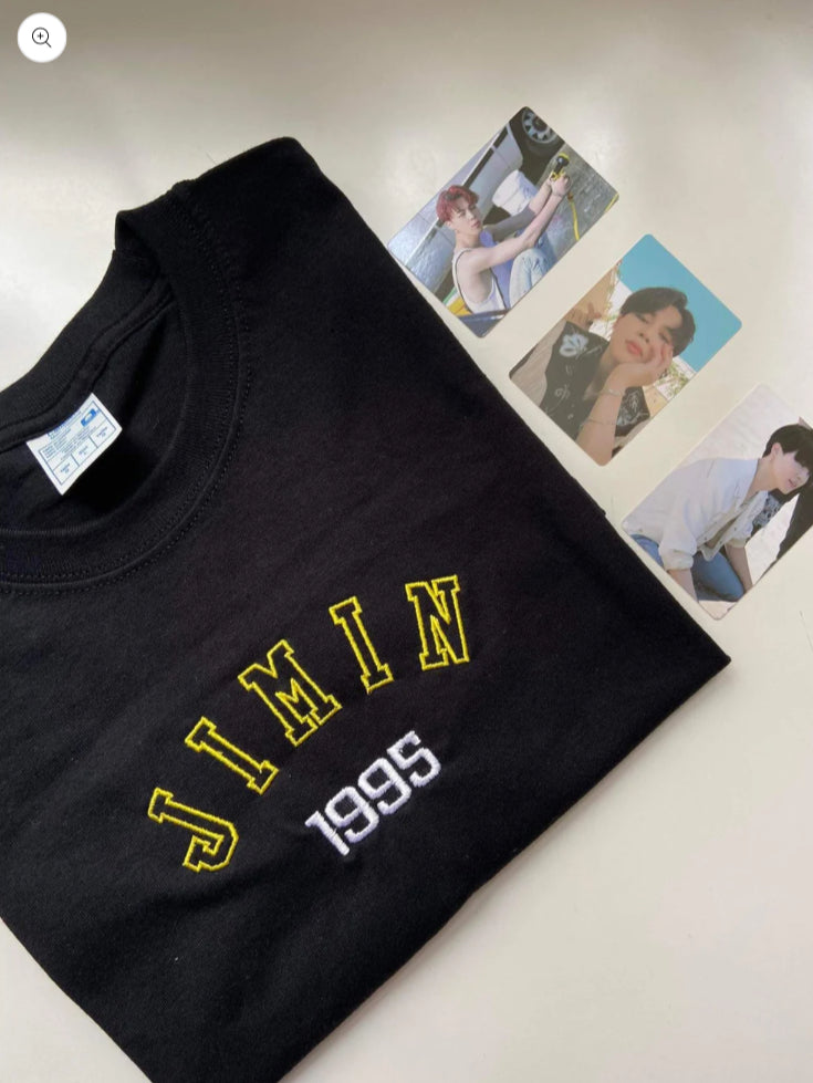 BTS MEMBERS NAME embroidered sweatshirt