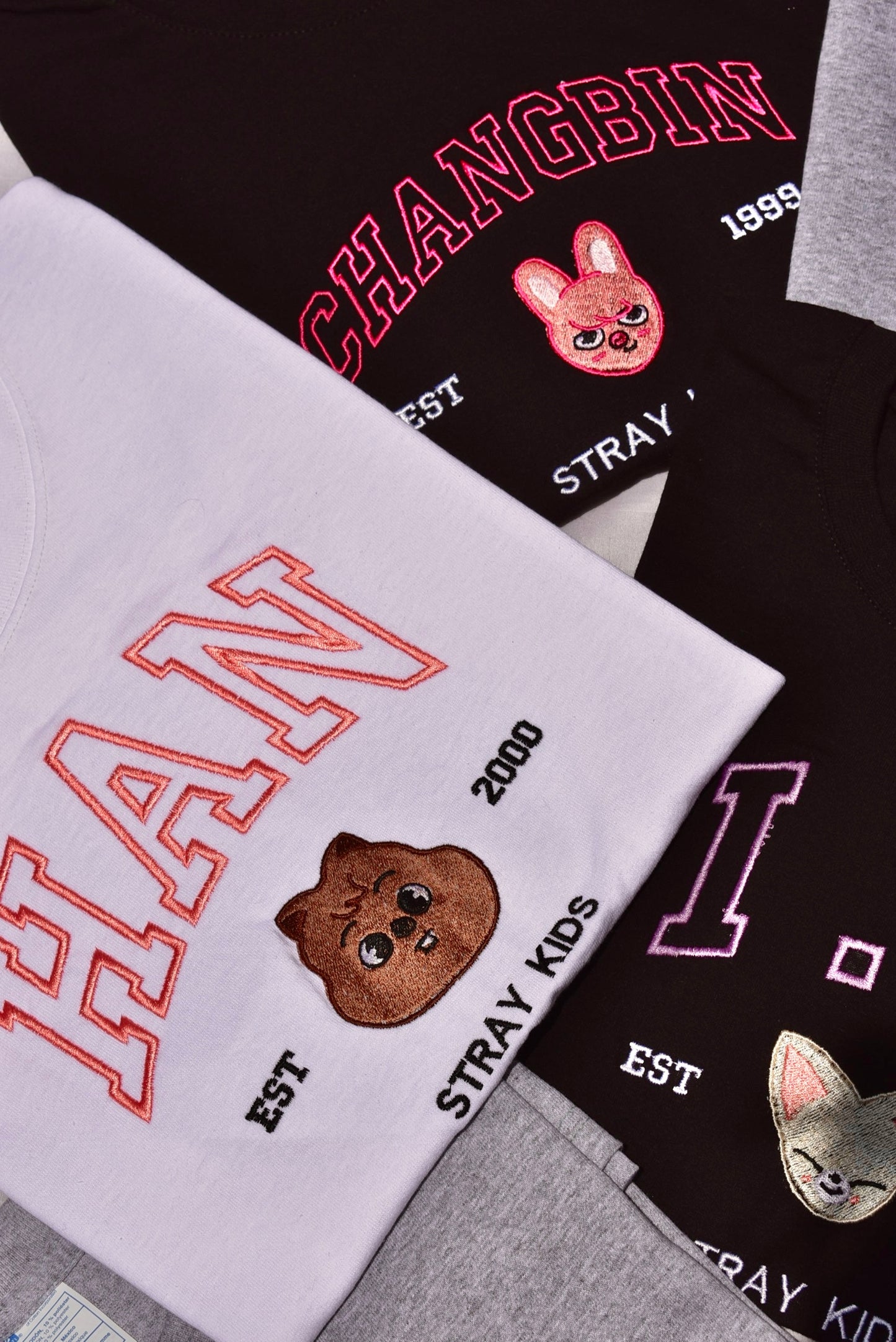 SKZOO STRAY KIDS EMBROIDERED SWEATSHIRT