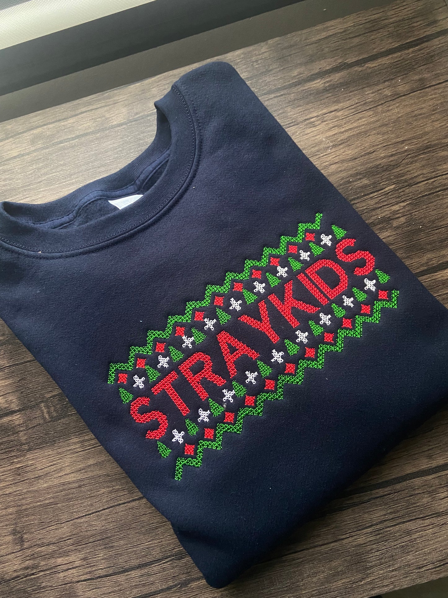 STRAY KIDS CHRISTMAS EDITION EMBROIDERED SWEATSHIRT